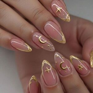 24pc Press On Nail Set from the Nail Bar 💅